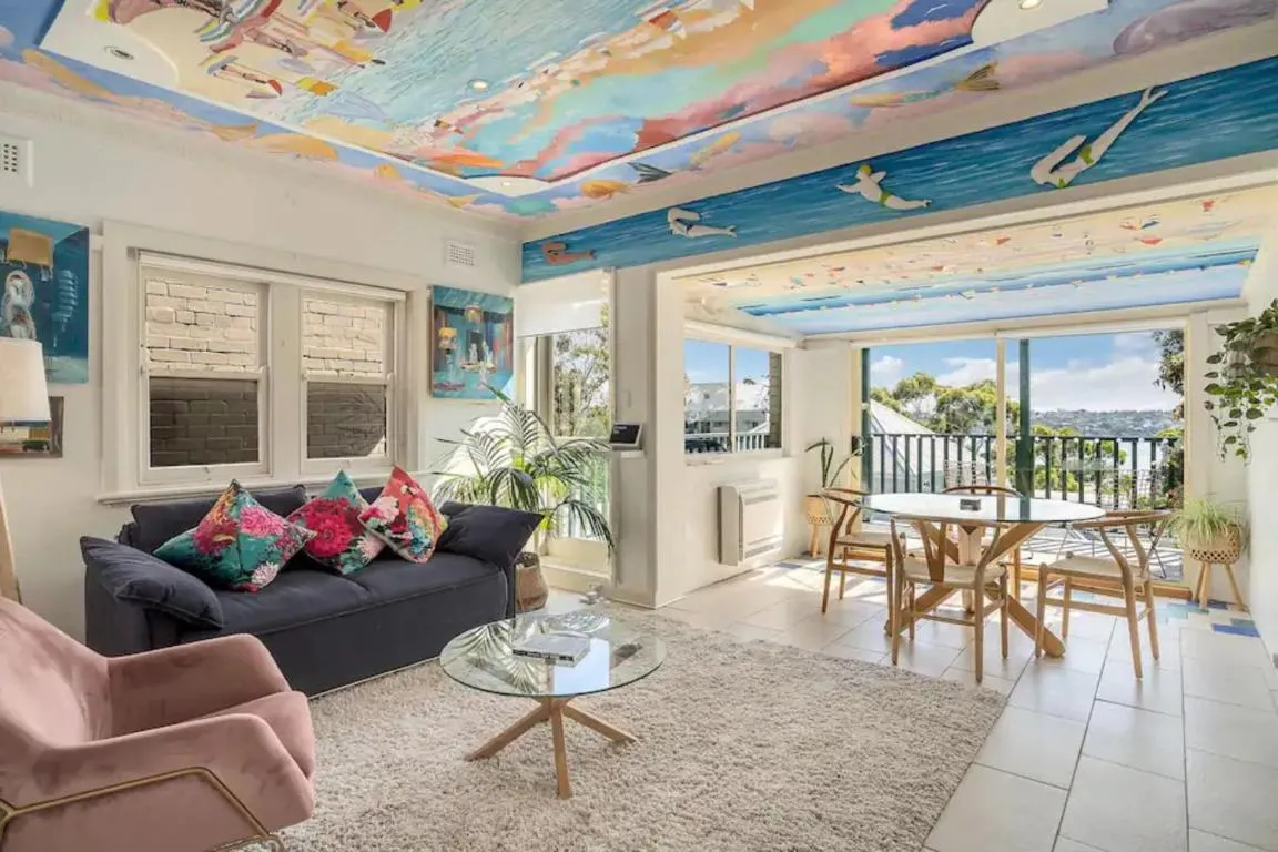 Image of Harbourside Pad with Waterfront Views