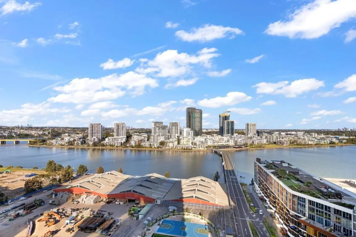 Image of High level Fabulous view 3Beds APT in WWP