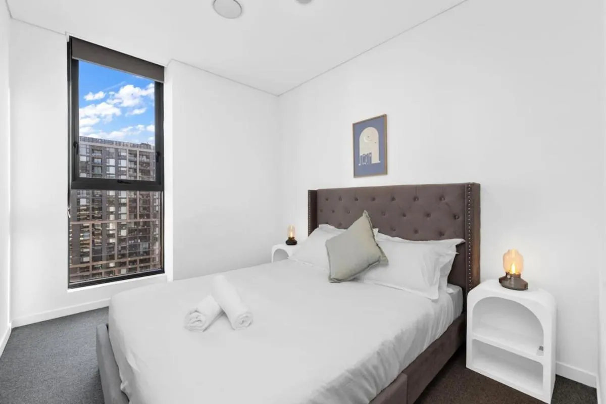 Image 6 of High level Fabulous view 3Beds APT in WWP