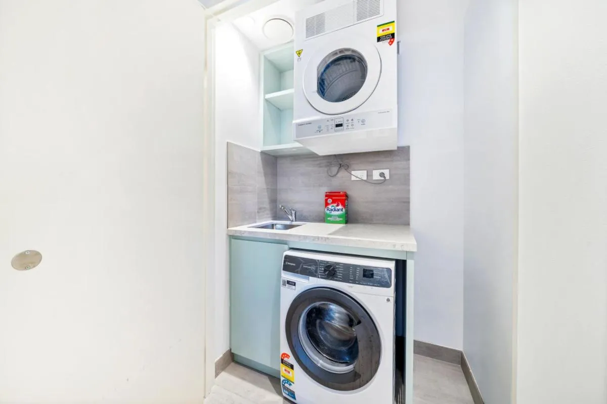 Image 4 of High level urban retreat in Macquarie Park