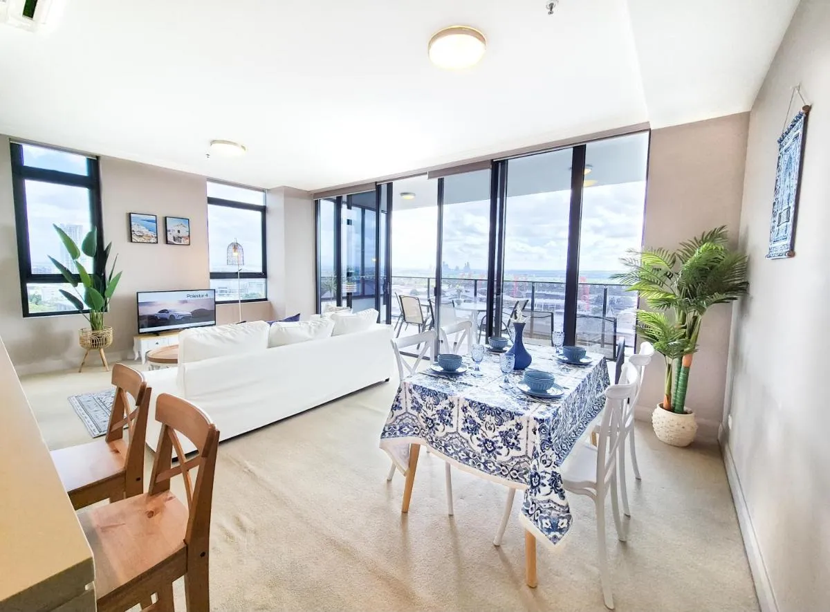 Image 3 of Holiday Style 3 Bedroom Apartment in Olympic Park