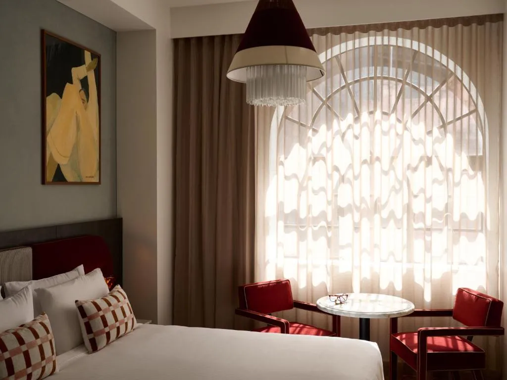 Image of Hotel Morris Sydney, Handwritten Collection