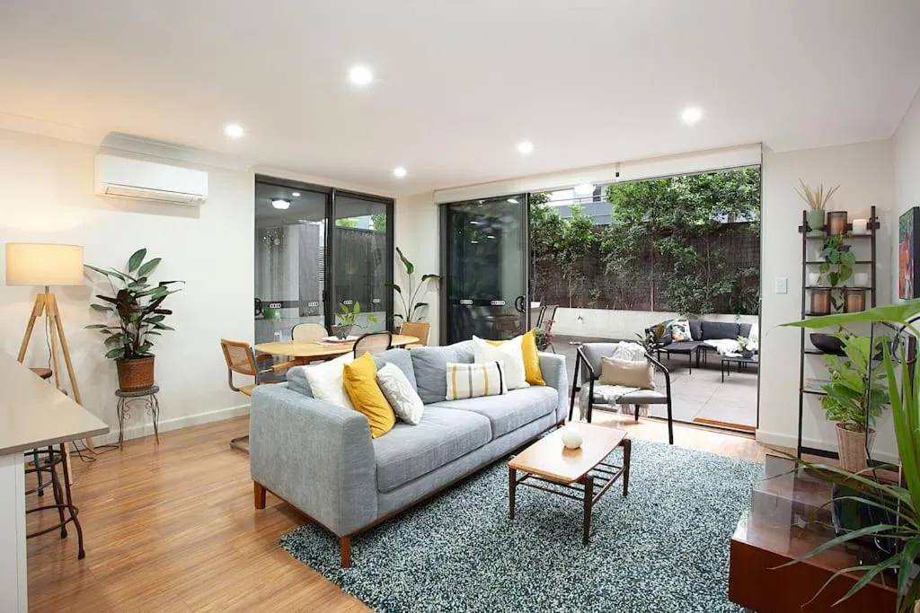 Image of Huge 3 Bed Camperdown Garden Apt w Parking Aircon