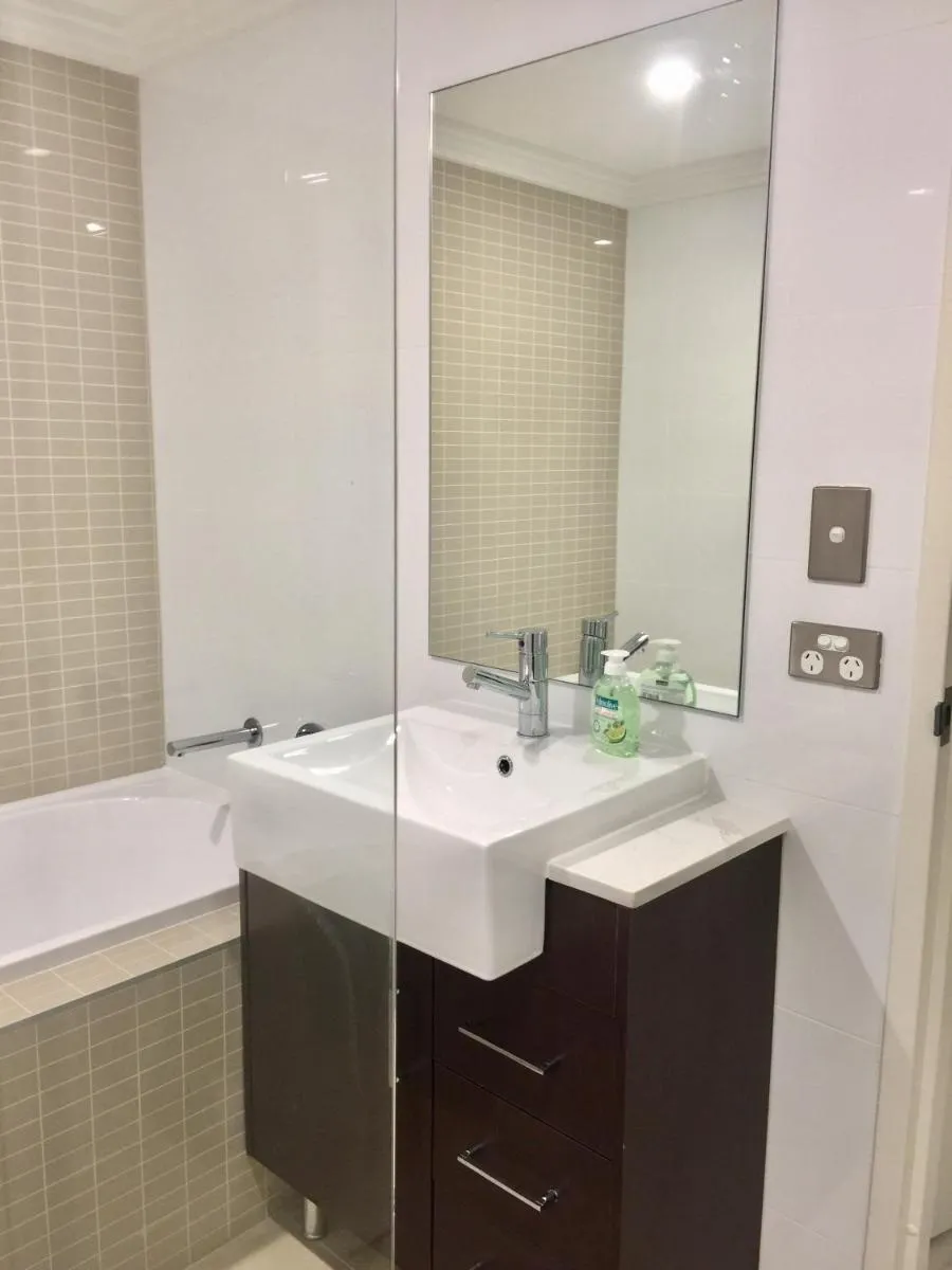 Image 3 of Hurstville New apartment with city view