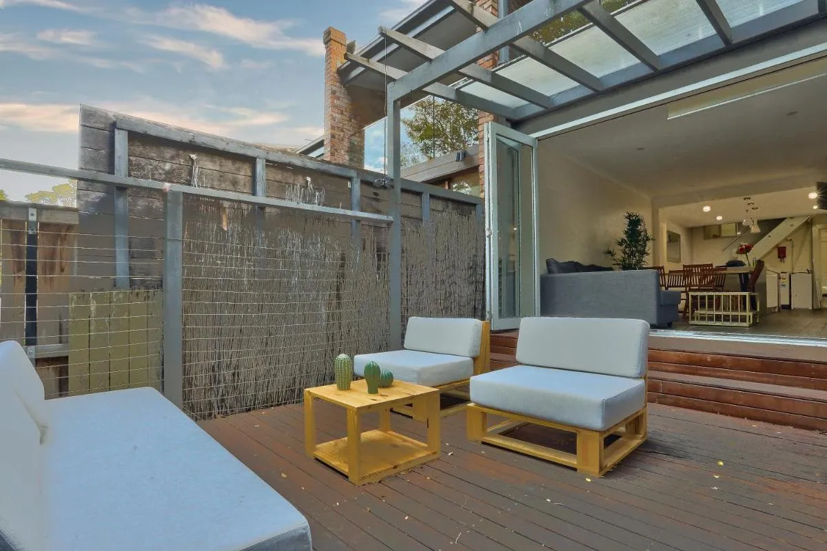 Image 5 of Ideal 3 Bedroom House City Centre Glebe 2 E-Bikes Included