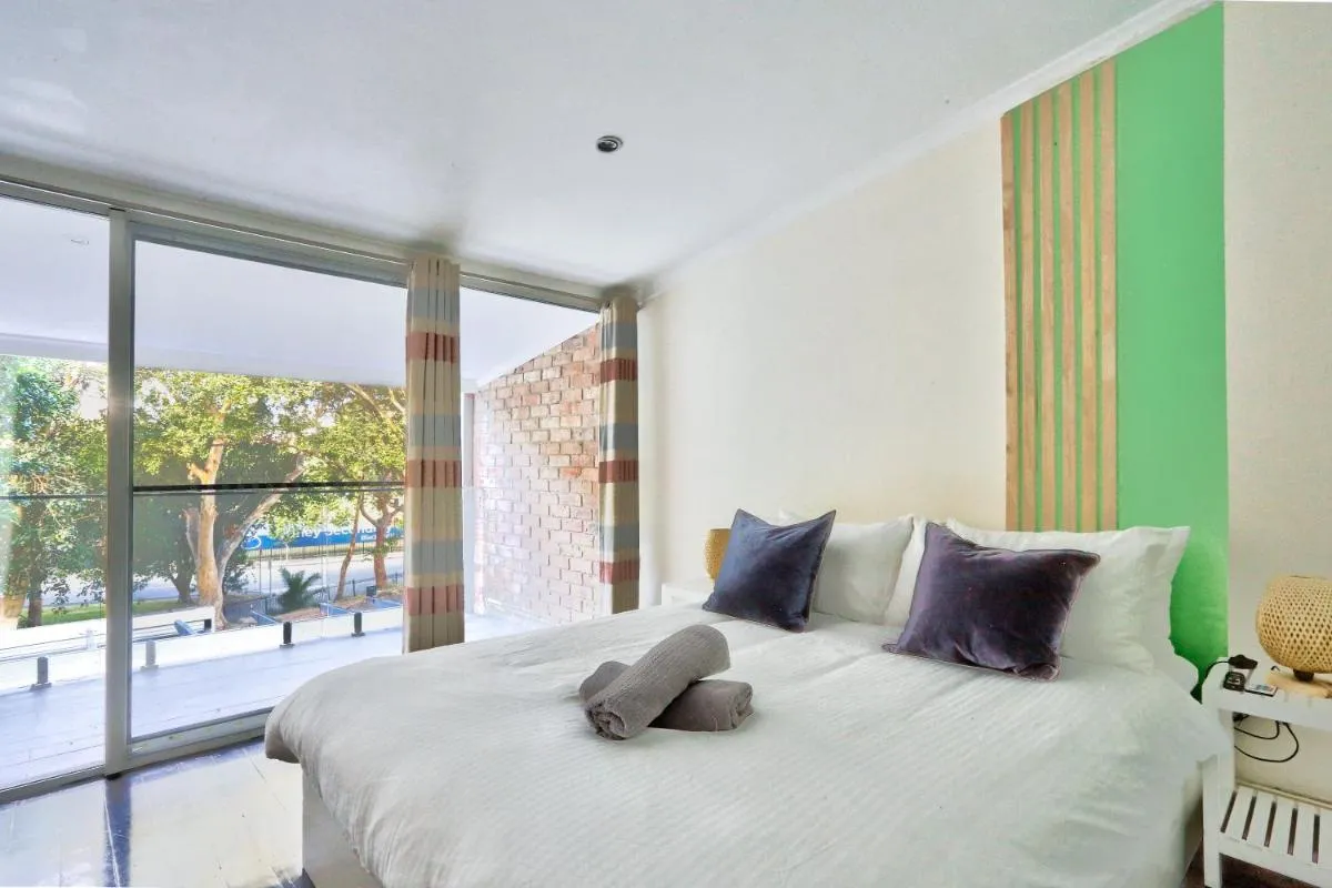 Image 1 of Ideal 3 Bedroom House City Centre Glebe 2 E-Bikes Included