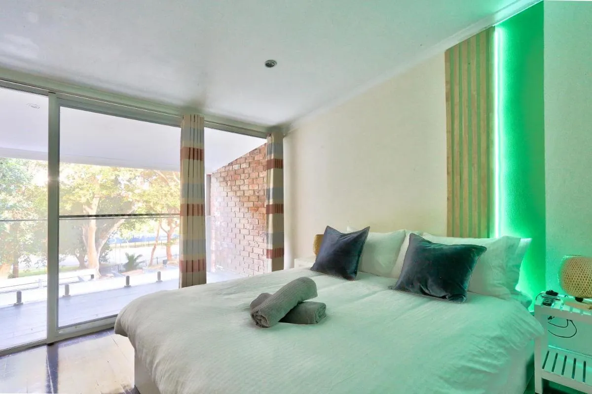 Image 6 of Ideal 3 Bedroom House City Centre Glebe 2 E-Bikes Included