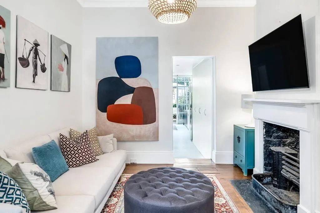 Image 4 of Ideal Location 3 bdr Paddo Terrace Parking & Pets