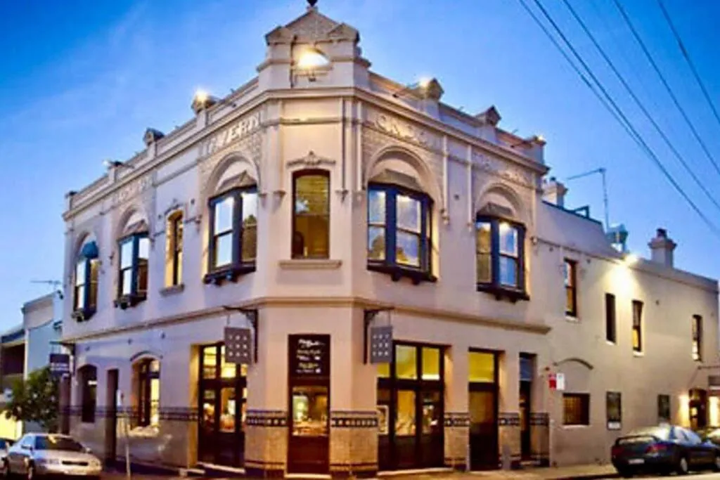 Image 5 of Ideal Location 3 bdr Paddo Terrace Parking & Pets