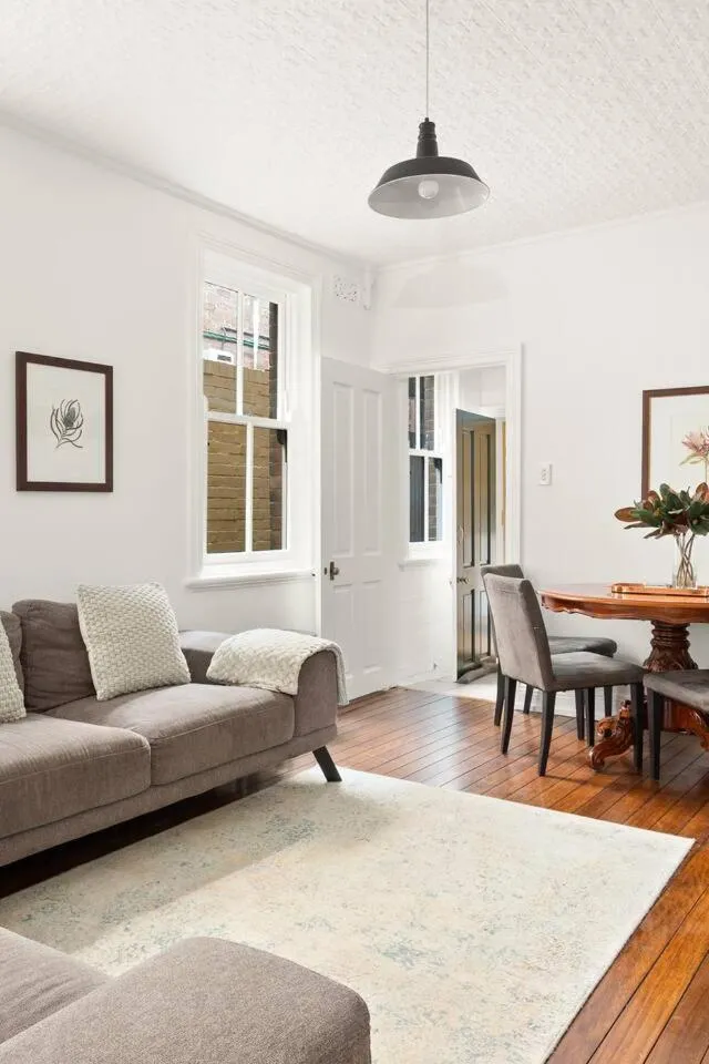 Image 3 of Idyllic Heritage Home Footsteps to the Harbour