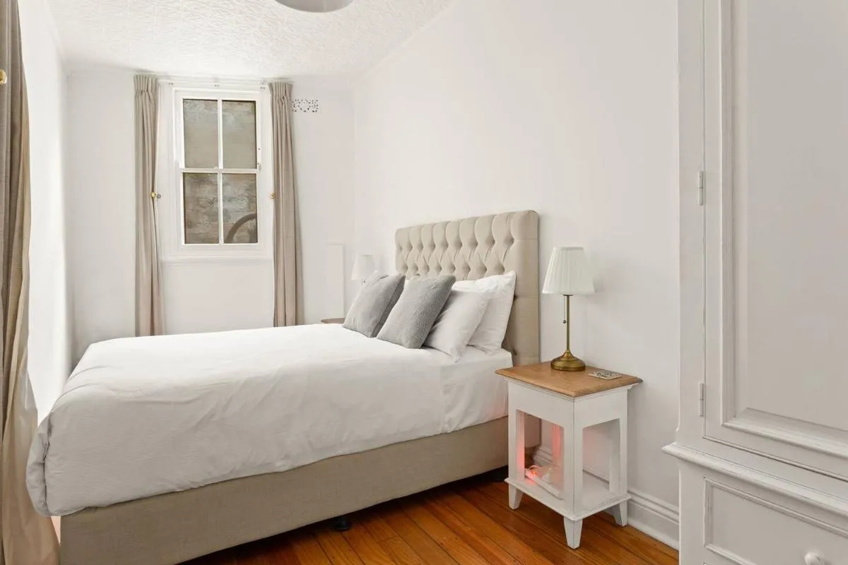 Image 1 of Idyllic Heritage Home Footsteps to the Harbour