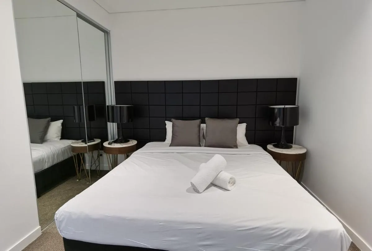 Image 6 of KOZYGURU Chatswood Luxury Studio Walk to Chatswood Chase NCH088-721