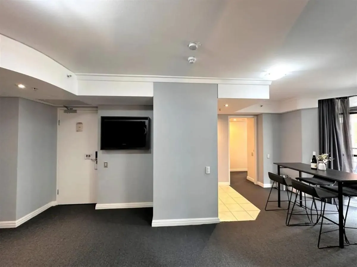 Image 4 of KOZYGURU HAYMARKET MODERN 1 APT Best Location NHA653- 701