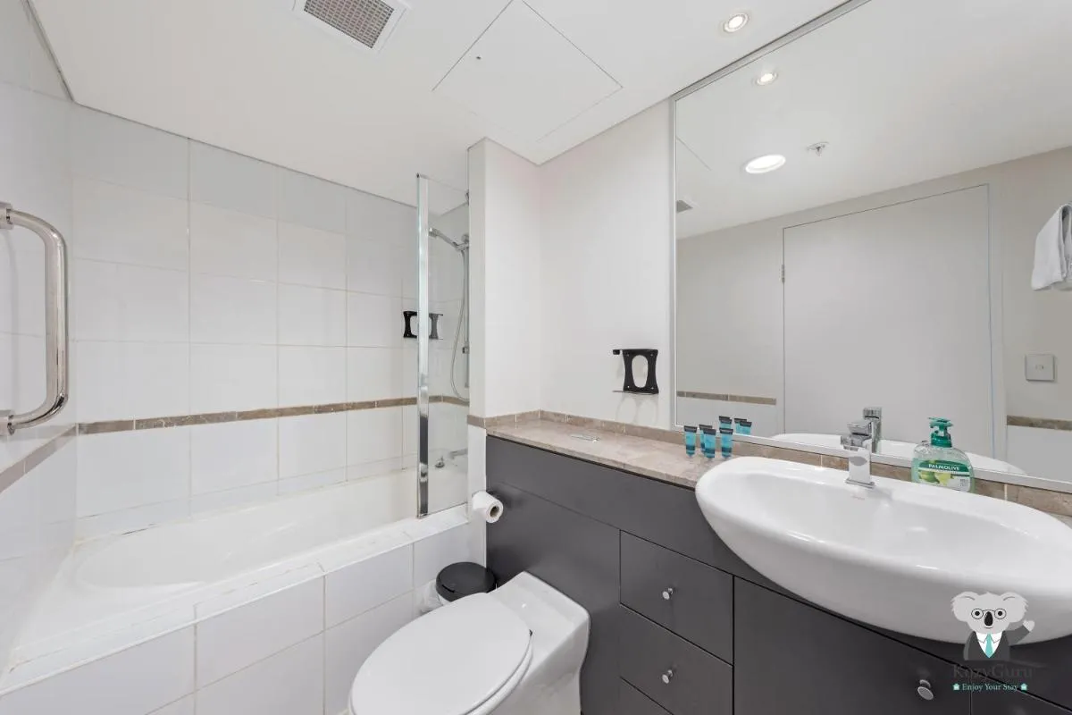 Image 2 of KOZYGURU SYDNEY CBD Best Location STUDIO NHA653-1001