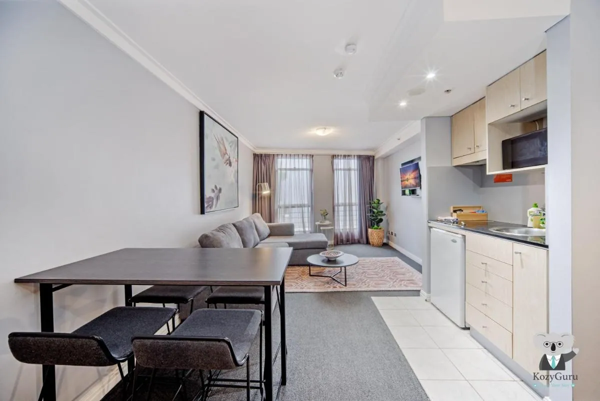 Image 3 of KOZYGURU Sydney CBD 1 bedroom with 2 BED APT NHA653- 502