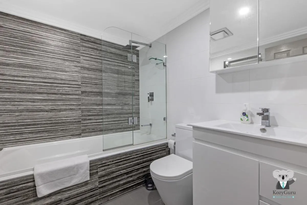 Image 6 of KozyGuru / Alexandria / Style Unique 2 Bed house NAL125