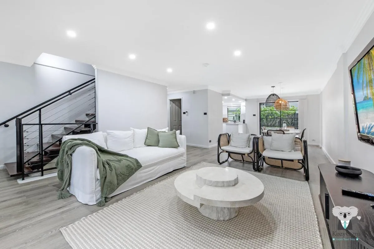 Image 1 of KozyGuru / Alexandria / Style Unique 2 Bed house NAL125