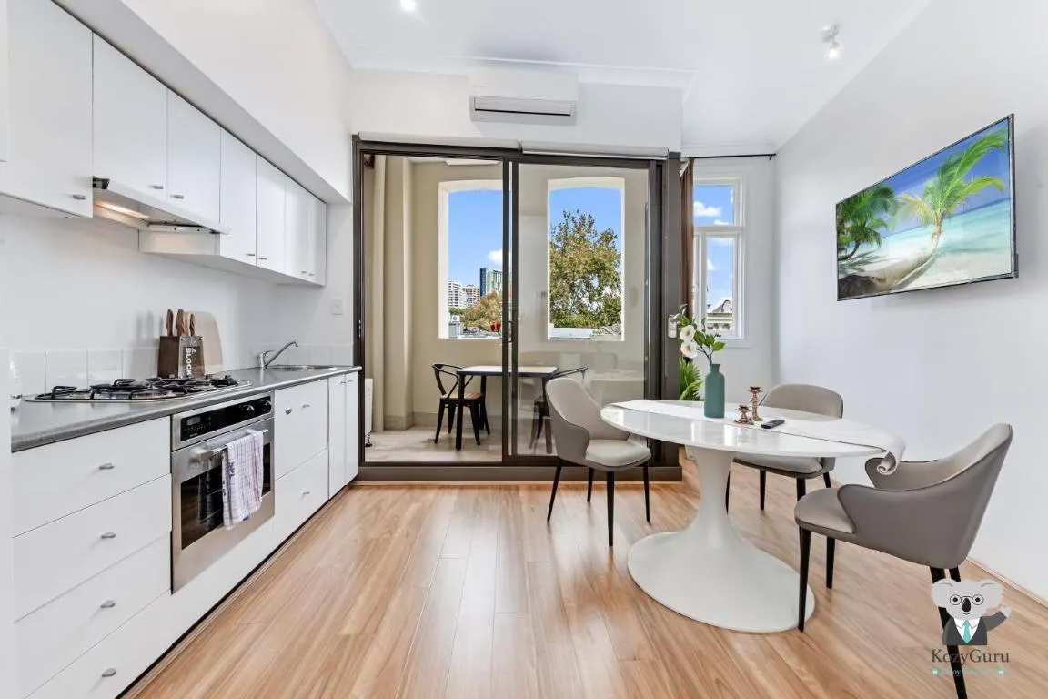 Image of KozyGuru / Chippendale / NCH084