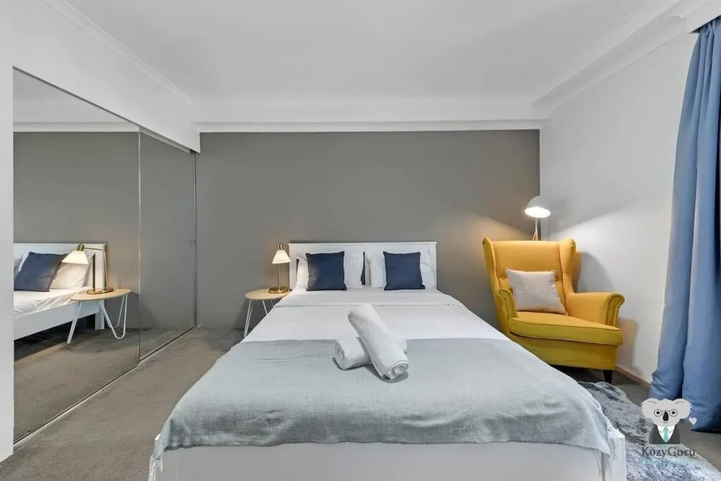 Image of KozyGuru / Haymarket / Best Location Studio / NHA317-515B