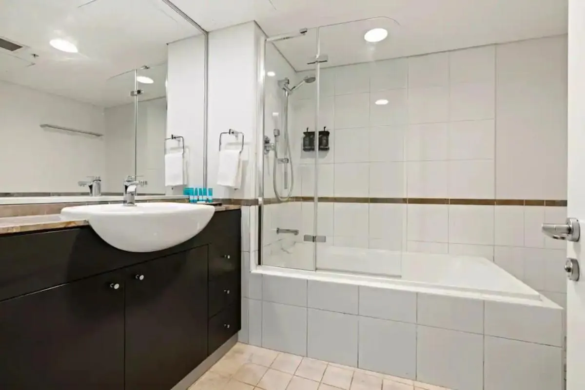 Image 2 of KozyGuru Haymarket Chic City Mantra STUDIO NHA653-1108