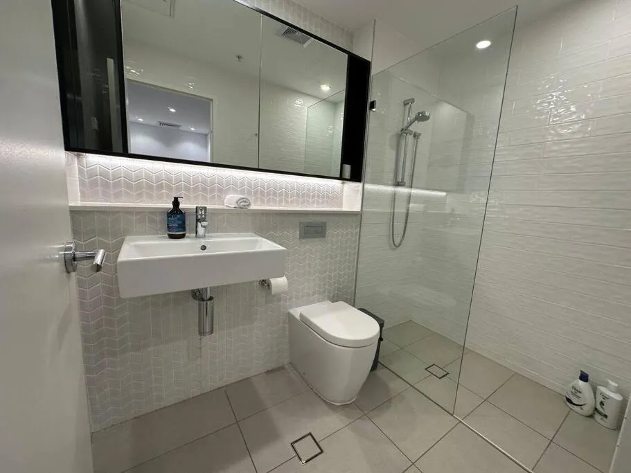 Image 6 of KozyGuru / Mortlake / Lovely 2 Bed APT / NMO010