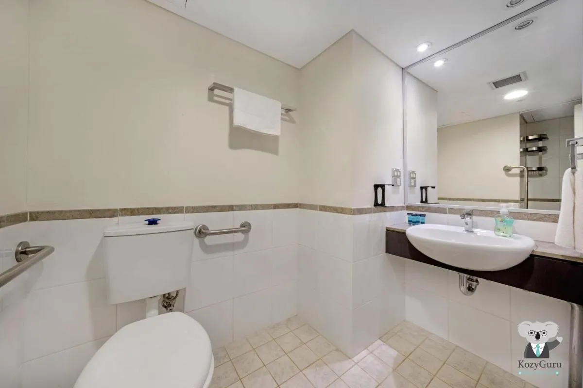 Image 2 of KozyGuru Sydney CBD 1Bed Studio NHA653-1207