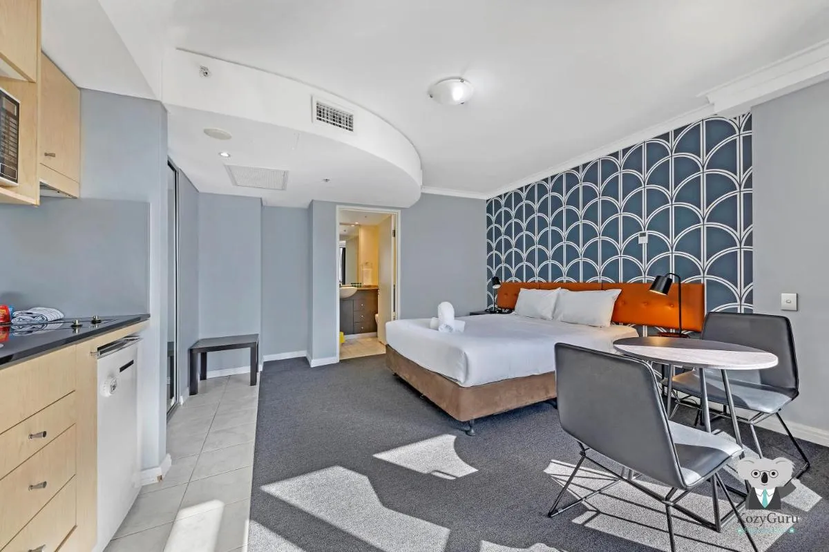 Image 1 of KozyGuru / Sydney CBD / Best Location Studio / NHA653-1109