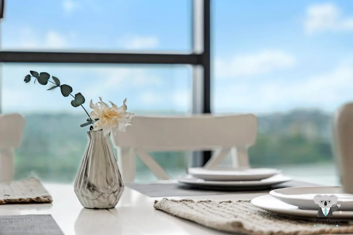 Image 6 of KozyGuru / Wentworth Point / 1 Bed Waterview Apt / NWP017-1705