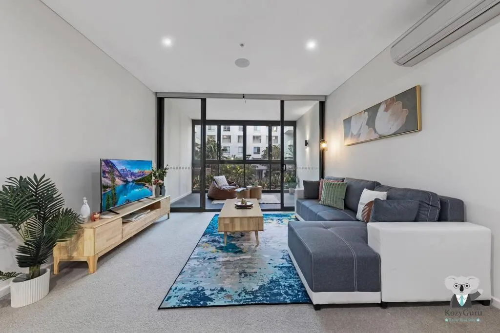 Image of KozyGuru / Wentworth Point / 2B Cosy Apt / NWP001