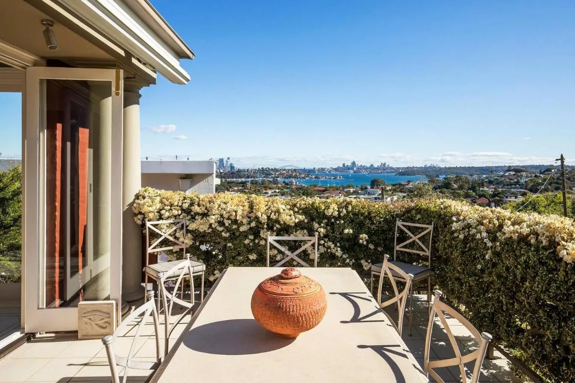 Image of ‘La Vie en Rose’ Grand Living on Sydney Harbour