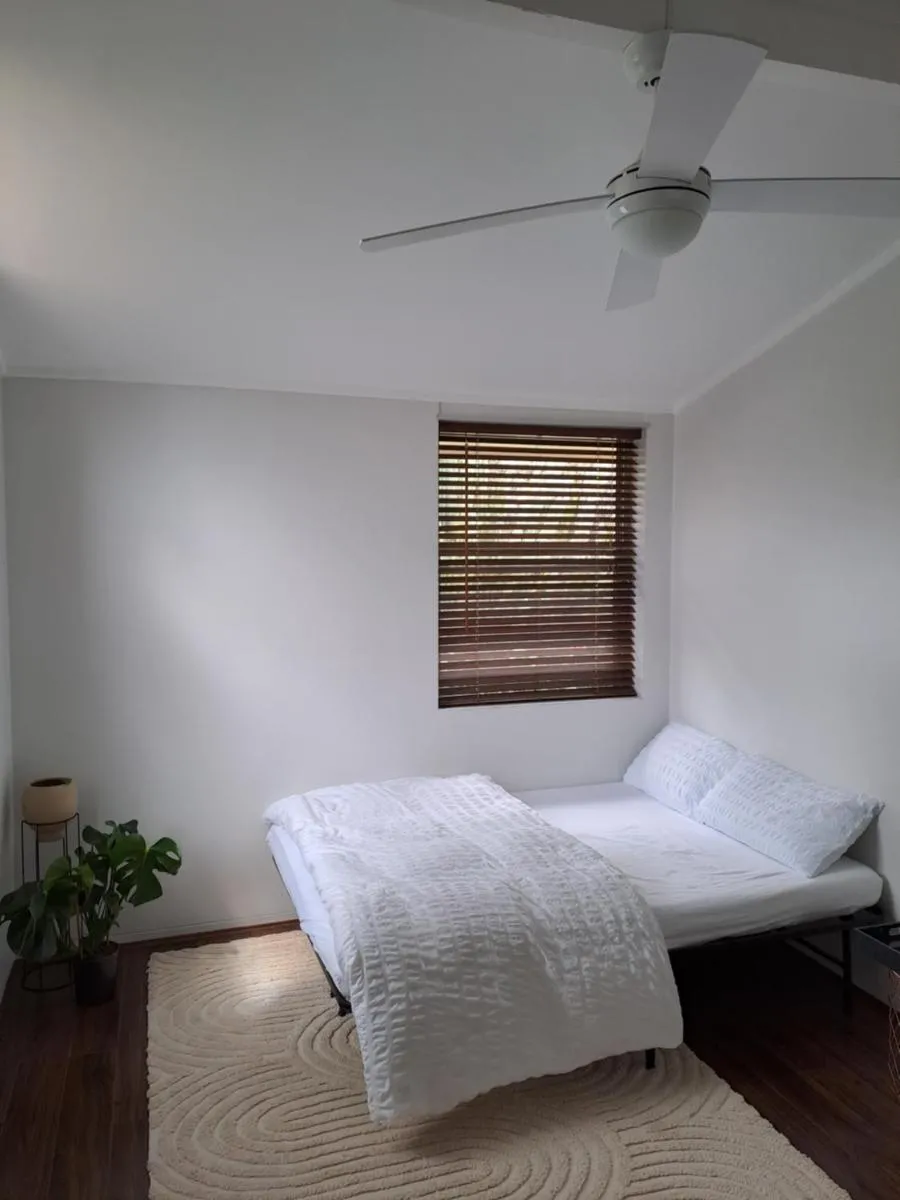 Image 6 of Lovely 1bed apartment Sydney inner west w parking