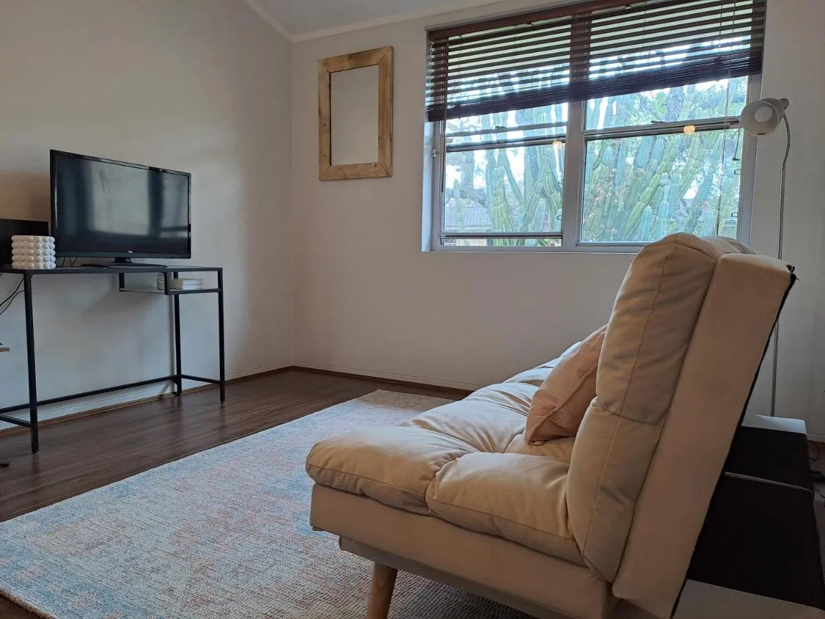 Image 4 of Lovely 1bed apartment Sydney inner west w parking