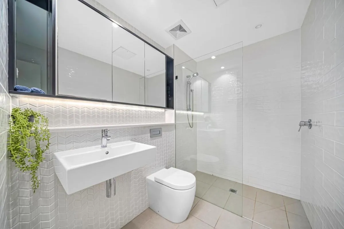 Image 2 of Lovely 2 bedroom APT in Mortlake