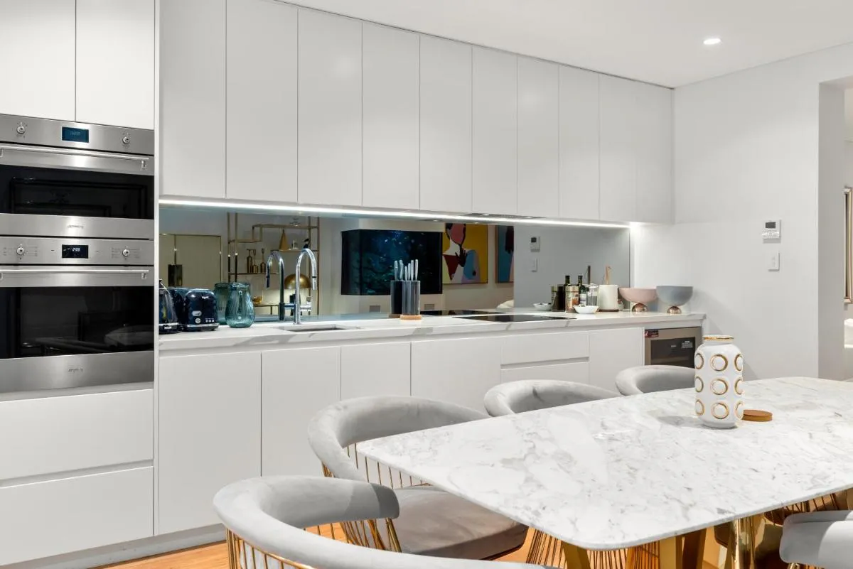 Image 3 of Luxurious 3-Story Terrace in Potts Point