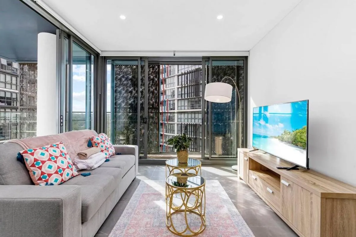 Image 4 of Luxury 2BR APT in heart of Macquarie Park