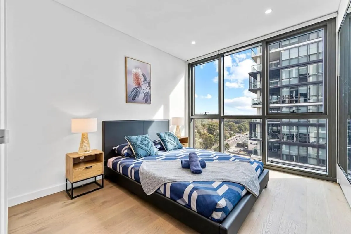 Image 1 of Luxury 2BR APT in heart of Macquarie Park