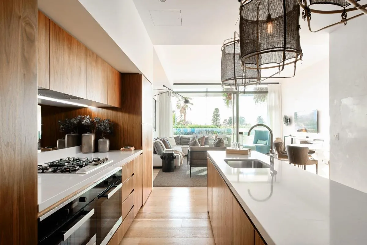 Image 3 of Luxury Bondi Beachside Apartment – Pacific