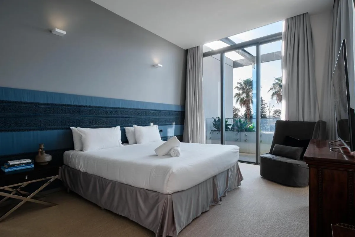 Image 1 of Luxury Bondi Beachside Apartment – Pacific