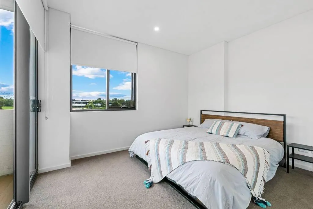 Image 6 of Luxury Waterfront 2 Bed near Olympic Park & Parra