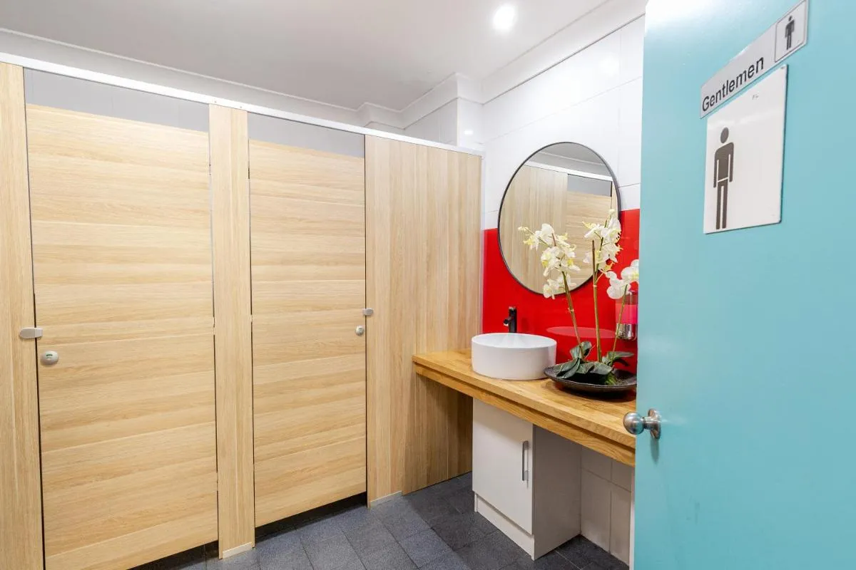 Image 2 of Mad Monkey Hostel Coogee Beach