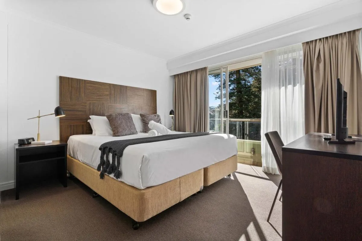 Image 1 of Manlys Heart