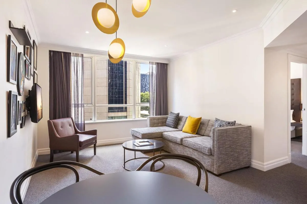 Image 4 of Mantra 2 Bond Street