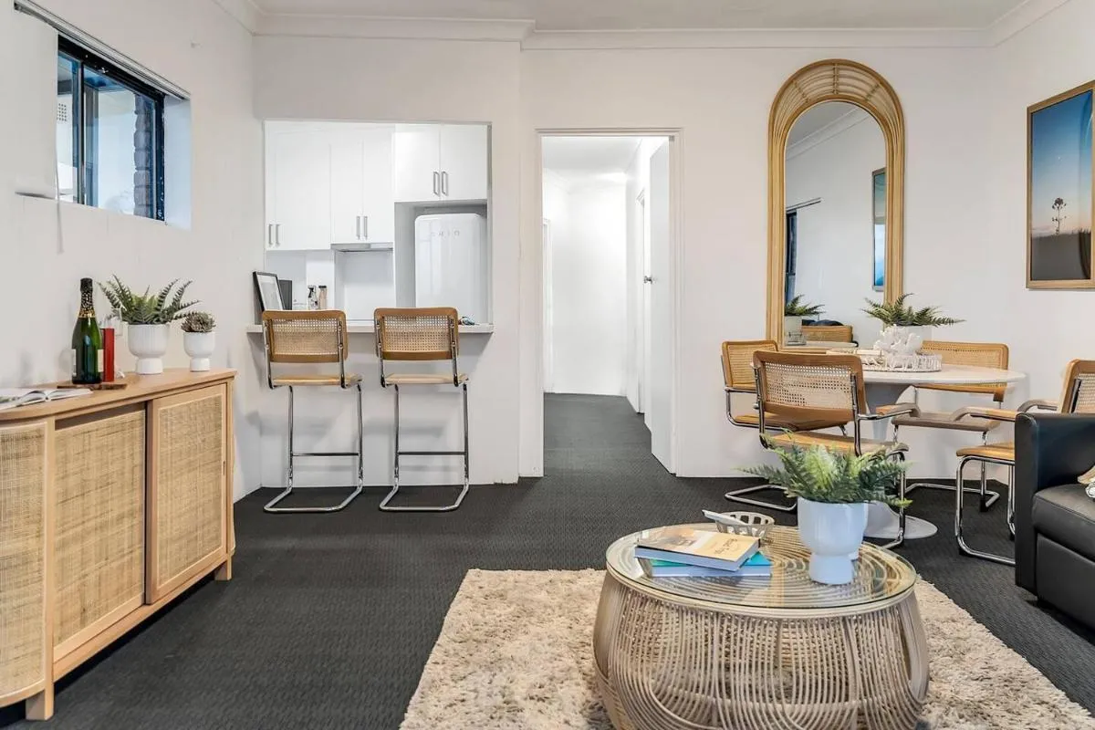 Image 2 of Maroubra Breeze