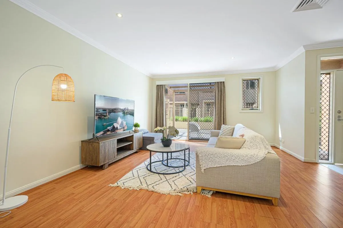 Image 5 of Marsfield New Modern Townhouse