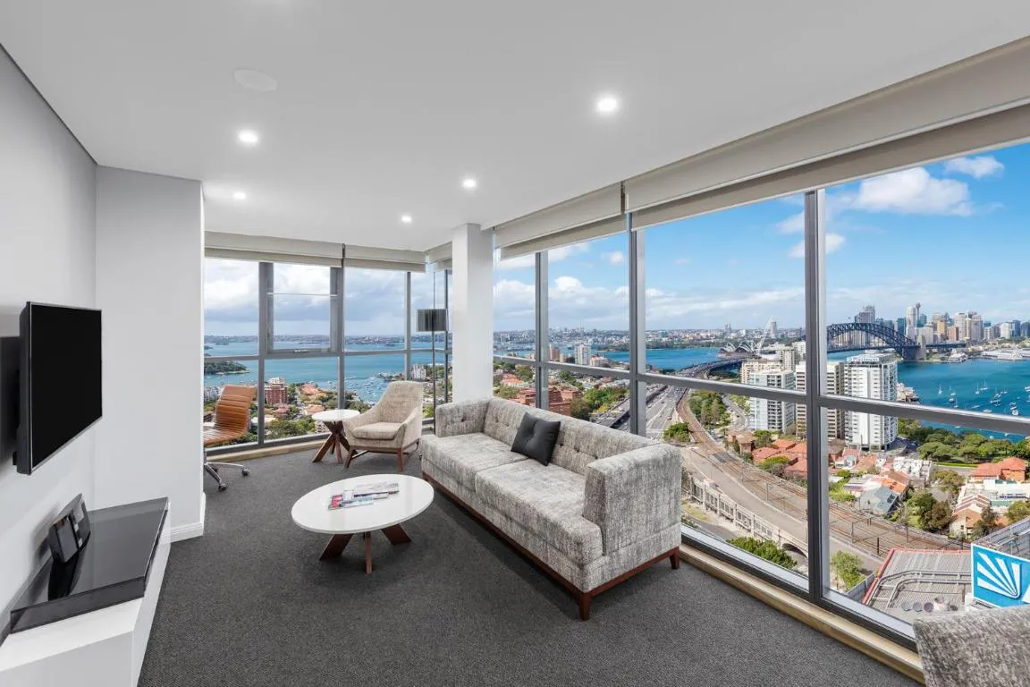 Image of Meriton Suites North Sydney