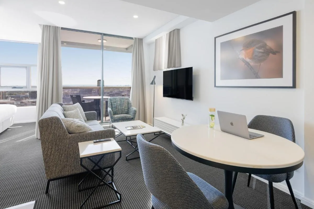 Image 1 of Meriton Suites Zetland
