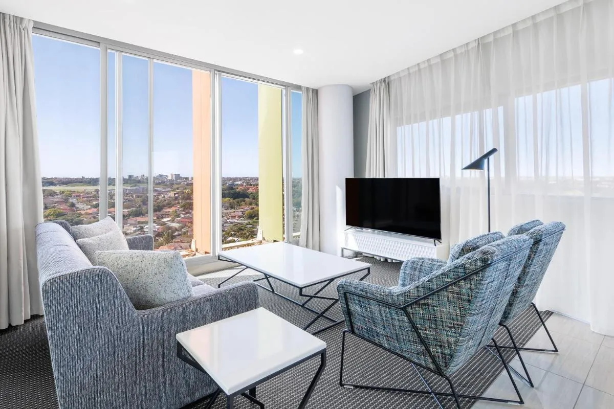 Image 4 of Meriton Suites Zetland