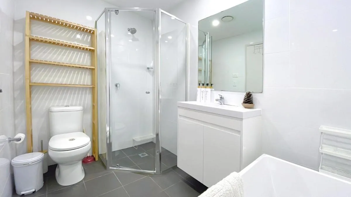 Image 2 of MetaWise 2BR Apartment in Heart of Hurlstone Park