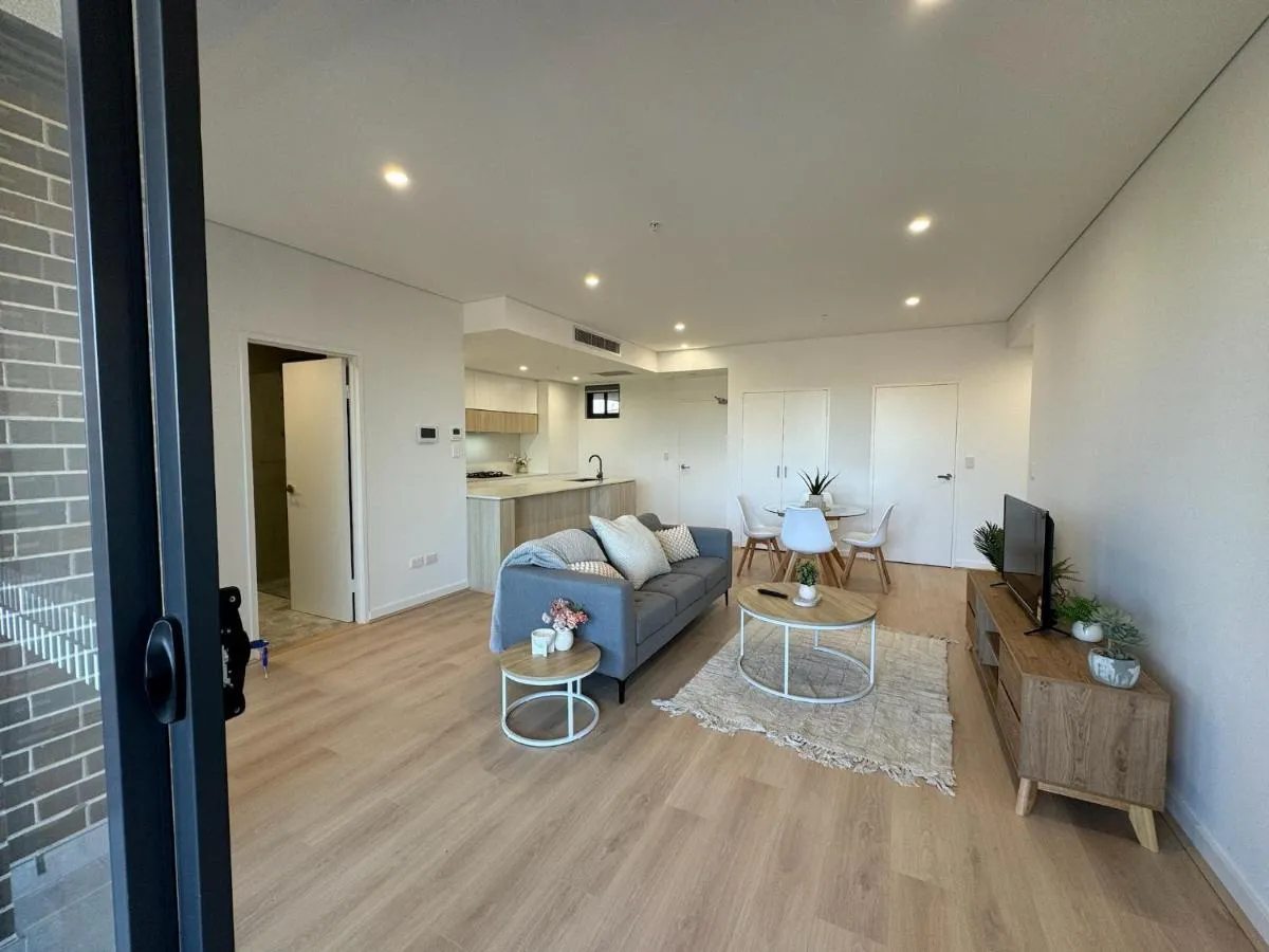 Image 2 of Modern 2BR Suite with Balcony & Parking near Airport