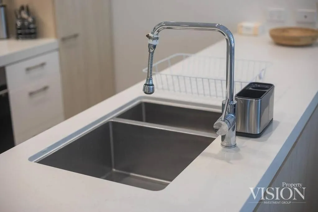 Image 2 of Modern 2 Bedroom Apartment next to North Ryde Metro